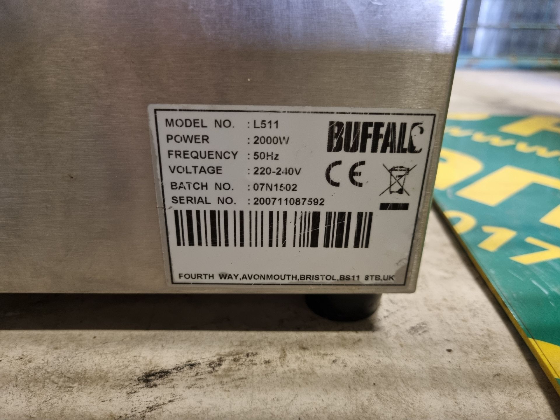 Buffalo L511 single contact grill ribbed - 2000W - 240V - Image 5 of 5