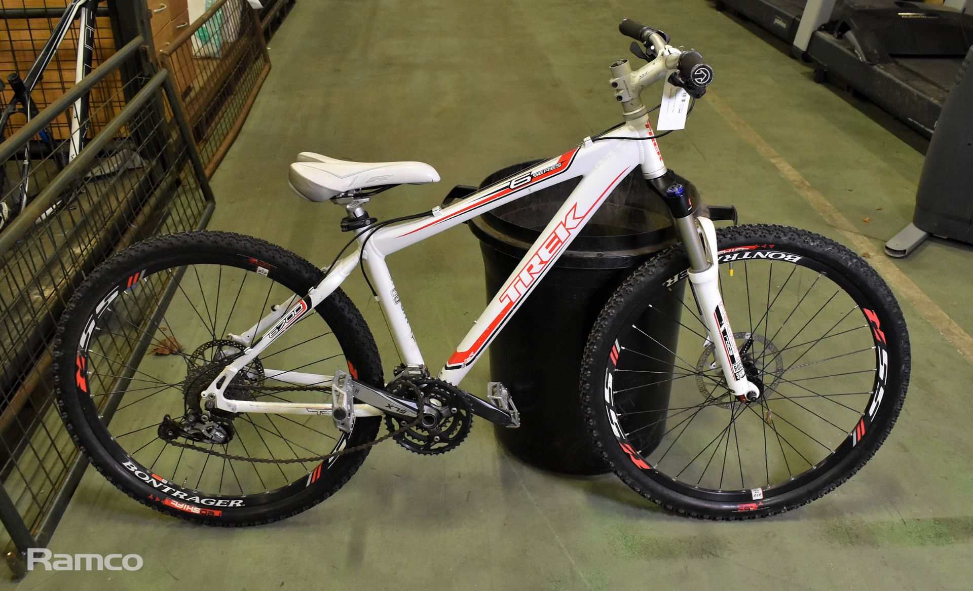 Trek 6 series mountain bike - Image 6 of 10