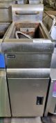 Lincat single tank fryer - 70 x 30 x 110cm