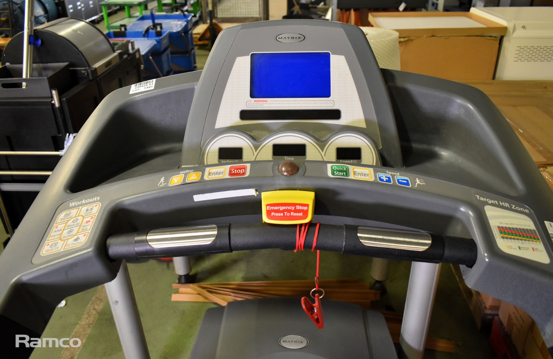Matrix T50X-U treadmill - L 210 x W 86 x D x 135cm - Image 6 of 7