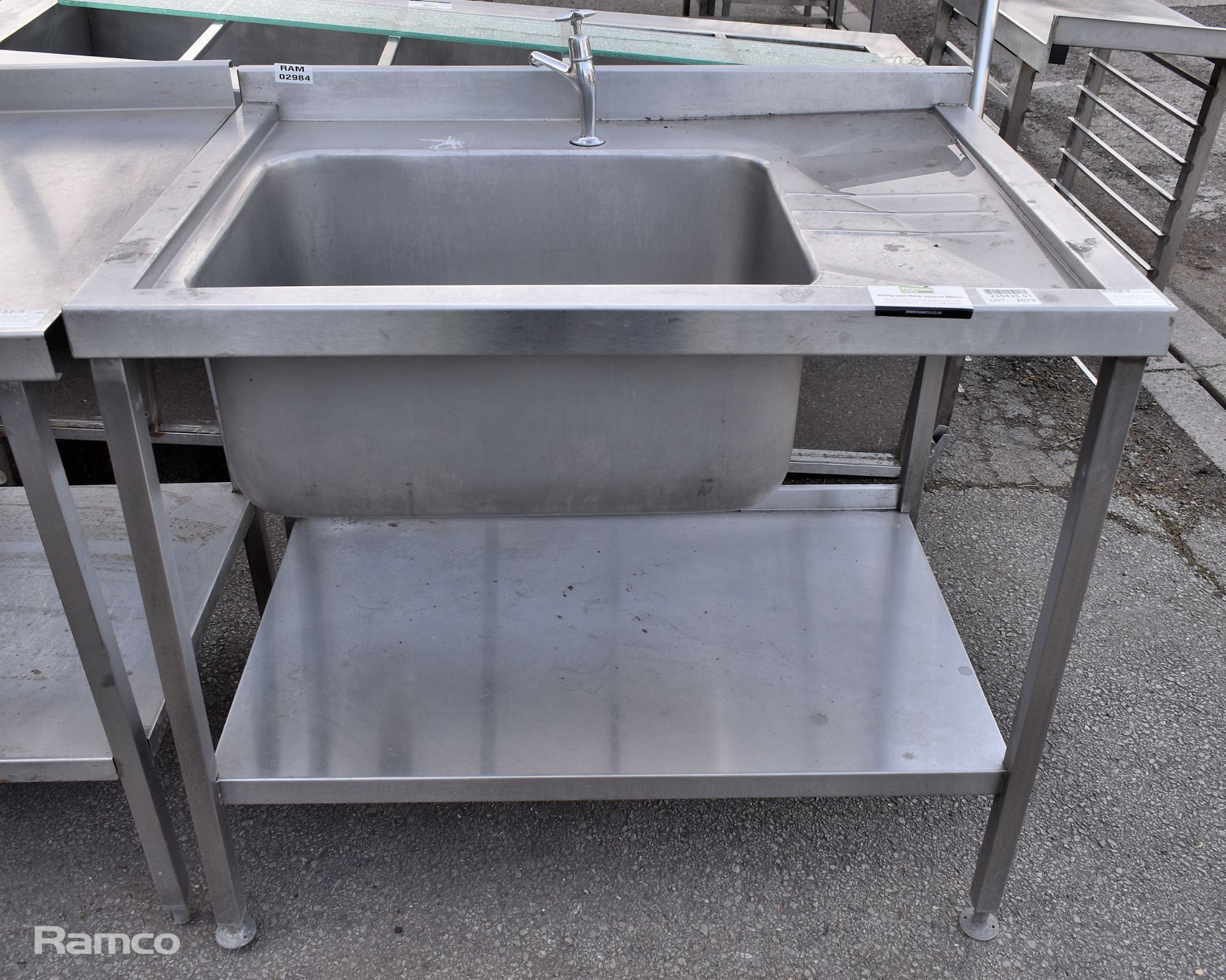 Stainless steel single sink bowl table with single bottom shelf - L 100 x W 70 x H 98cm