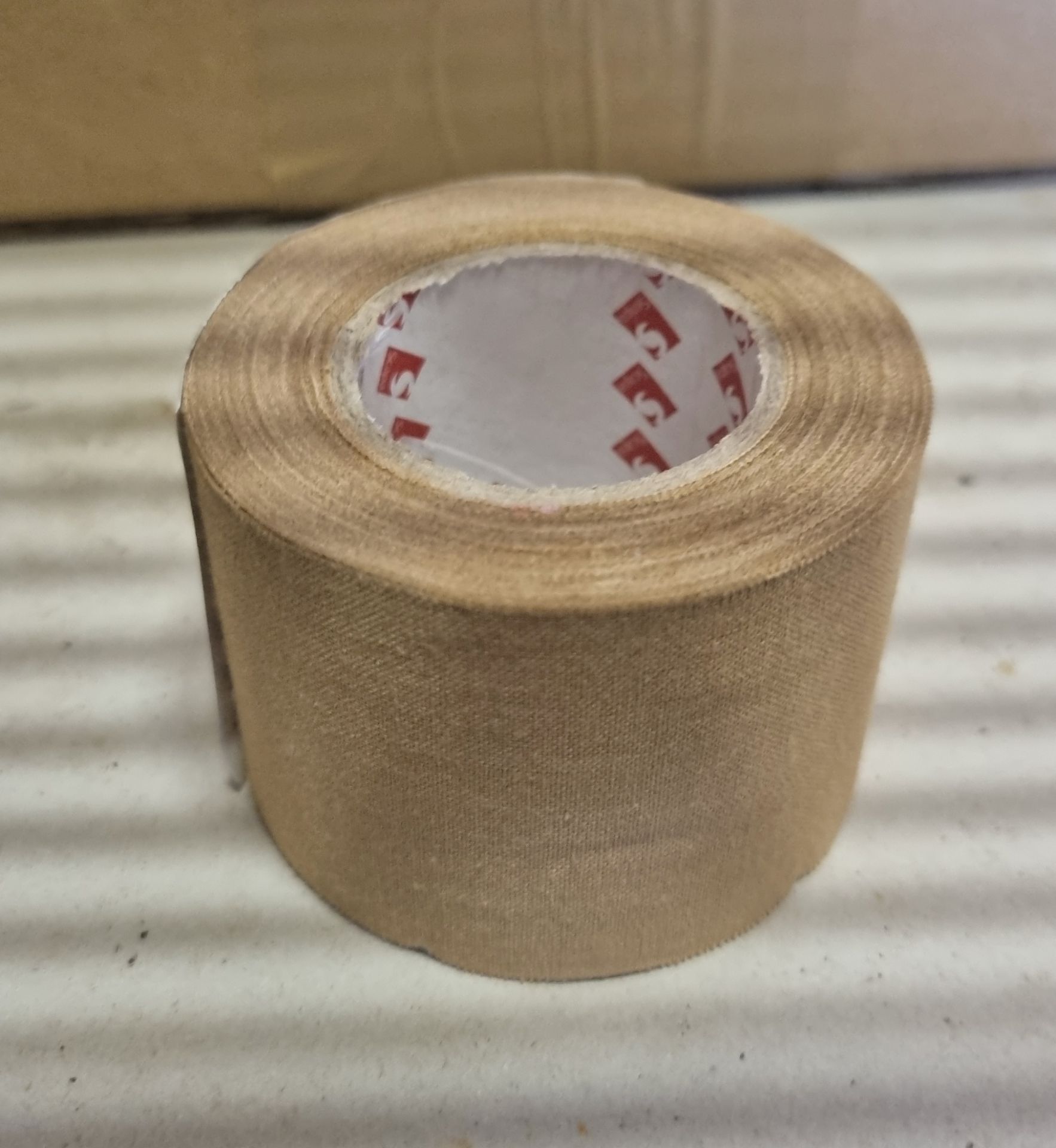 Scapa adhesive tape cloth - biege - 50mm - box of approx 160 rolls - Bild 3 aus 4