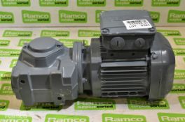 SEW-Eurodrive SA37 / DRN71MS4 230-400V 3-phase electric motor with 02621 gearbox