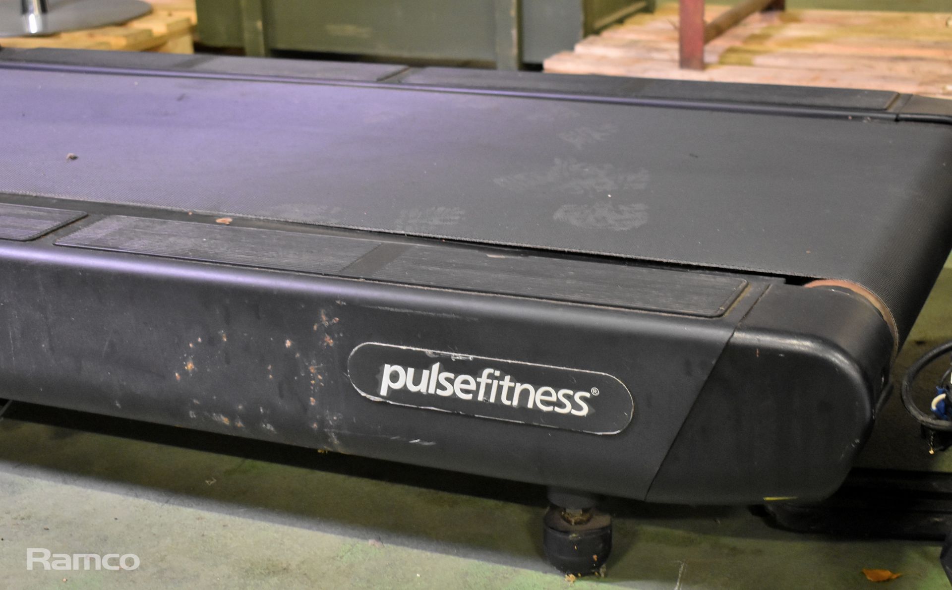 Pulse Fitness Treadmill exercise machine - L 214 x W 85 x H 159cm - Image 7 of 8
