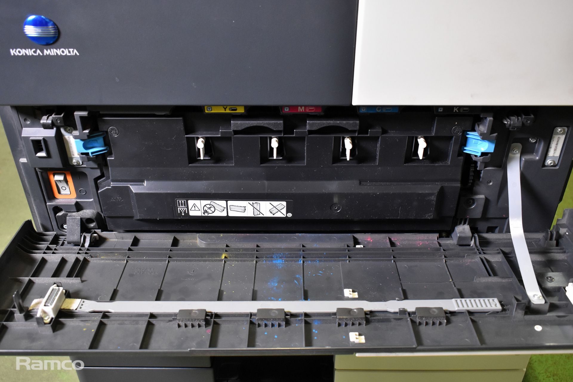 Konica Minolta Bizhub C454e A3 multifunction laser printer - H 92 x W 70 x D 62cm - Bild 5 aus 18
