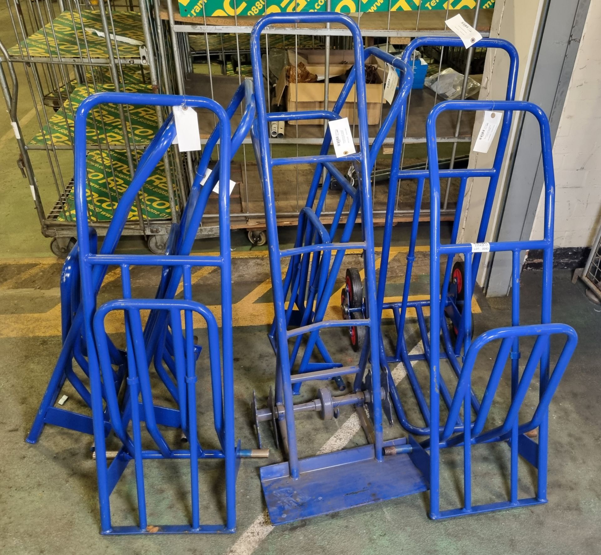 6x Blue folding sack barrows (missing wheels), Blue folding stair climber