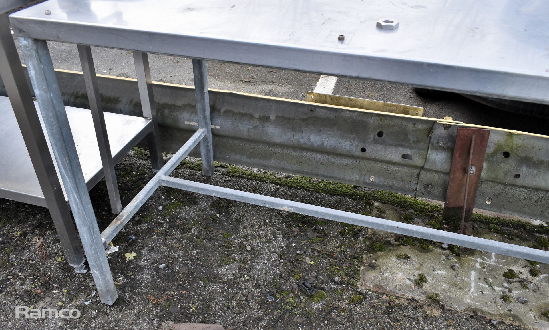 Stainless steel table - L 320 x W 77 x H 86cm - Image 4 of 4