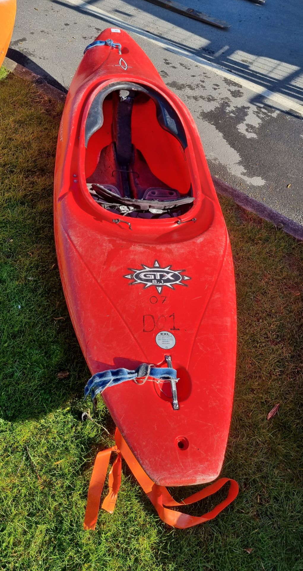 Dagger Mamba kayak/canoe - L260 x W70 x H40cm - Red - Image 2 of 6