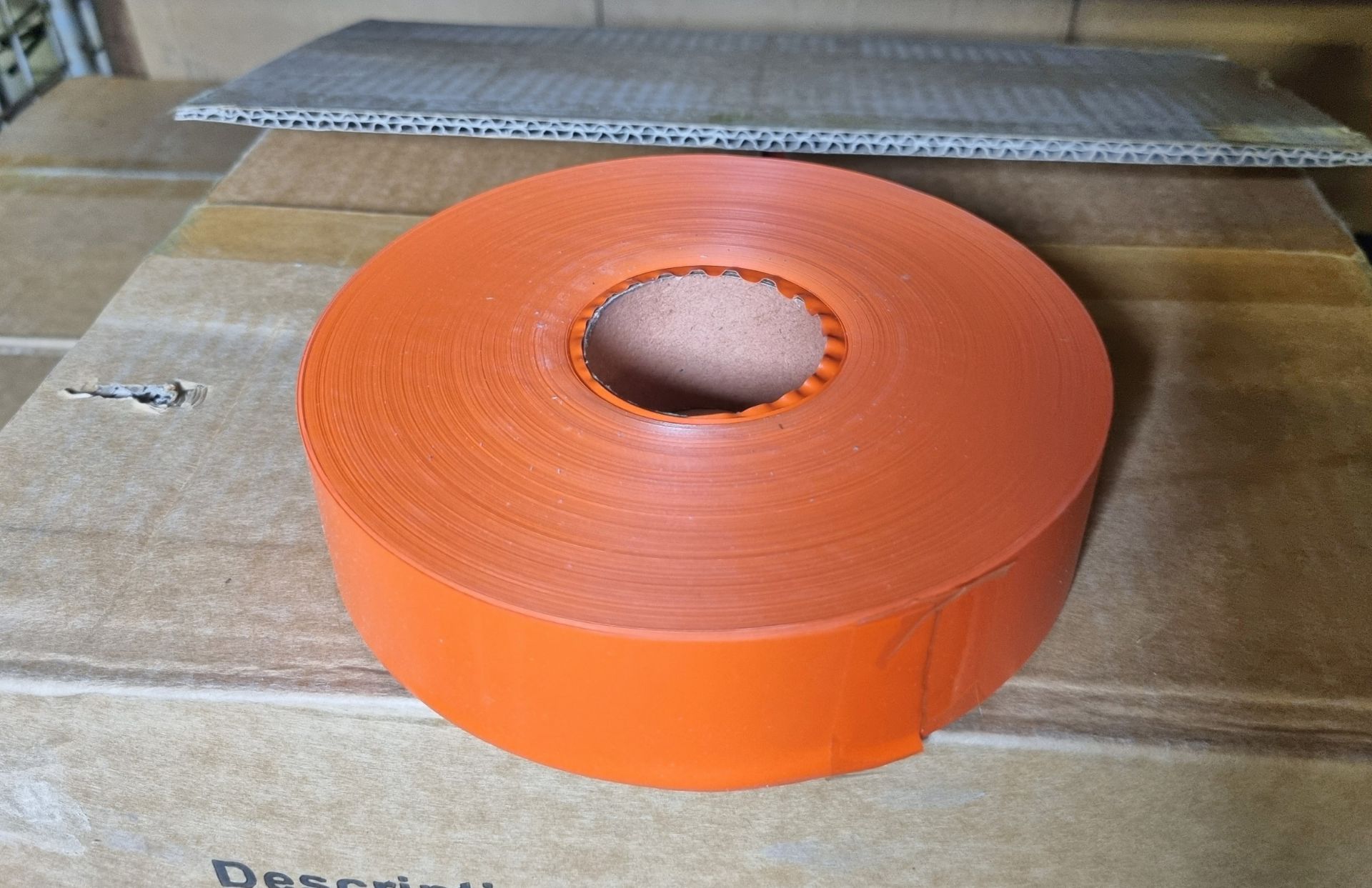25x boxes of Orange non-adhesive tape - 16 rolls in a box - each roll 100m x 38mm - Bild 2 aus 5