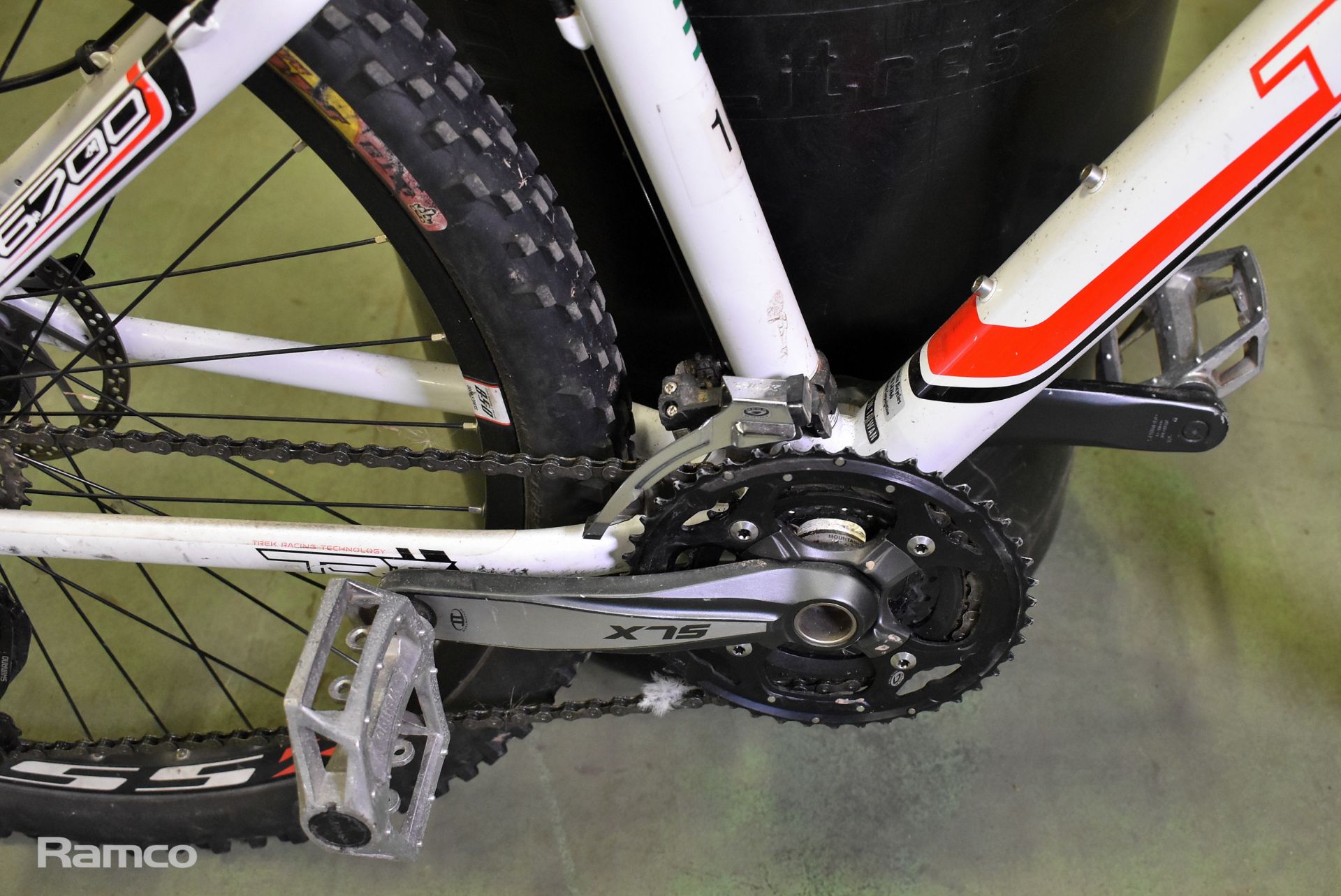 Trek 6 series mountain bike - Image 10 of 14