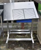 Stainless steel adjustable tilt table - dimensions: 80 x 60 x 95cm