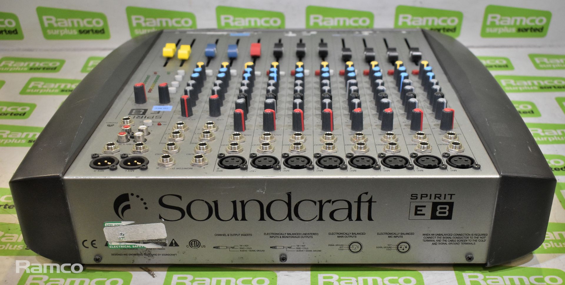 Soundcraft E8 mixer - SPARES OR REPAIRS - Image 4 of 6