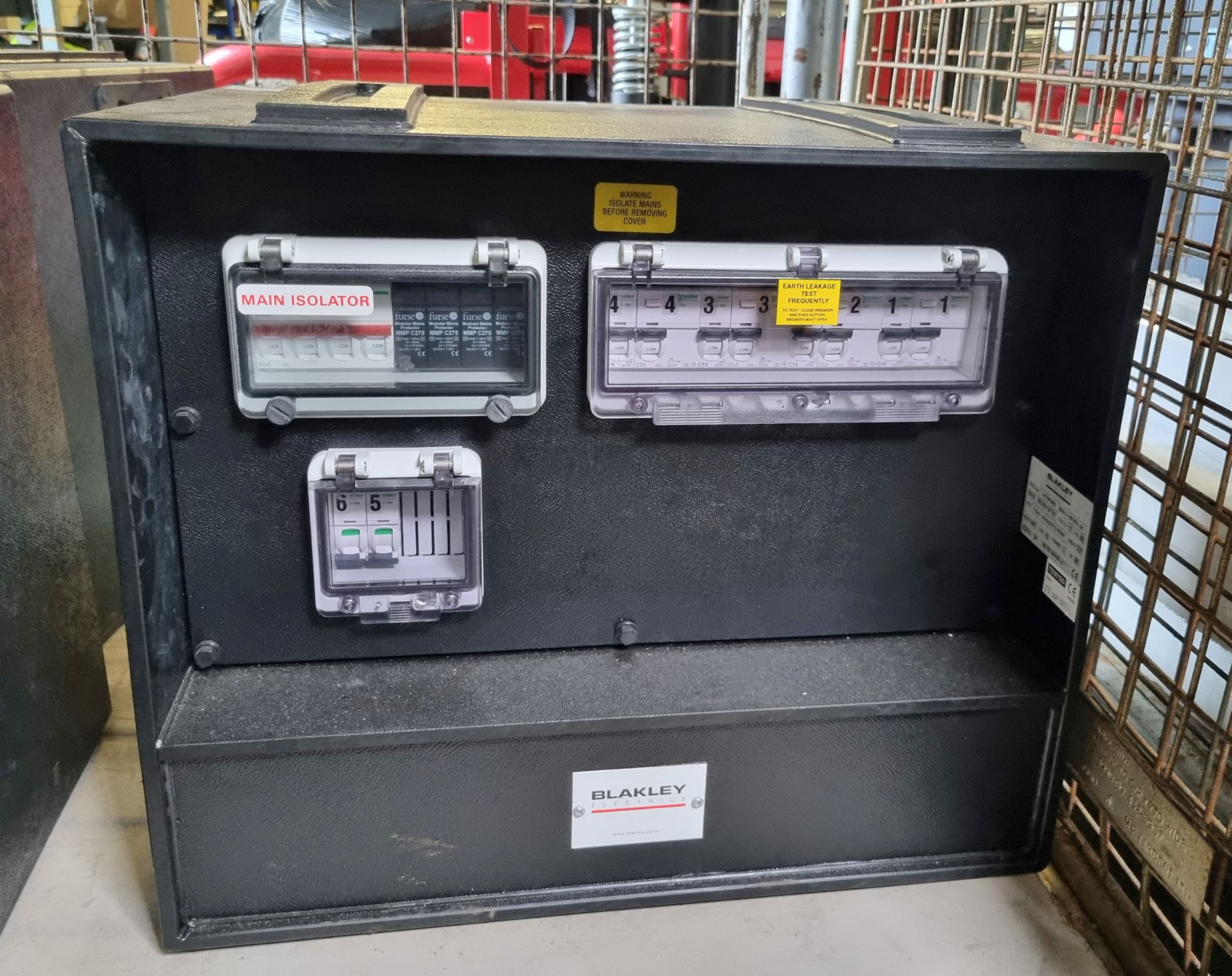 Blakley Electrics P20/A1-63/400/SPD/I-63/S6 powr distribution box - 400V - 63A - 3ph - 50hz - Image 2 of 3