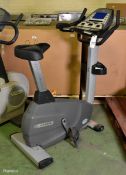 Matrix rehab exercise bike - L 93 x W 56 x H 132cm