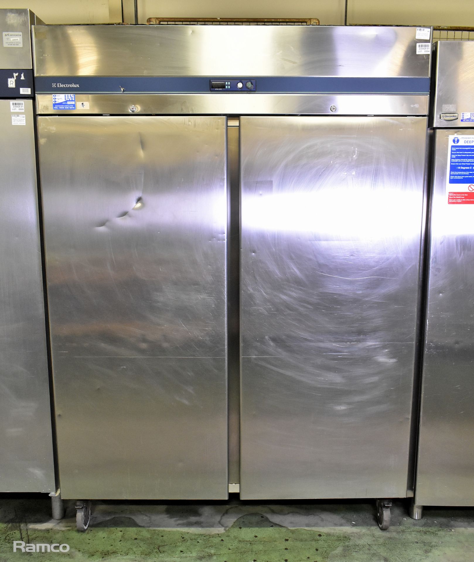 Electrolux Stainless steel, double, upright refrigerator - W 1400 x D 800 x H 2075mm