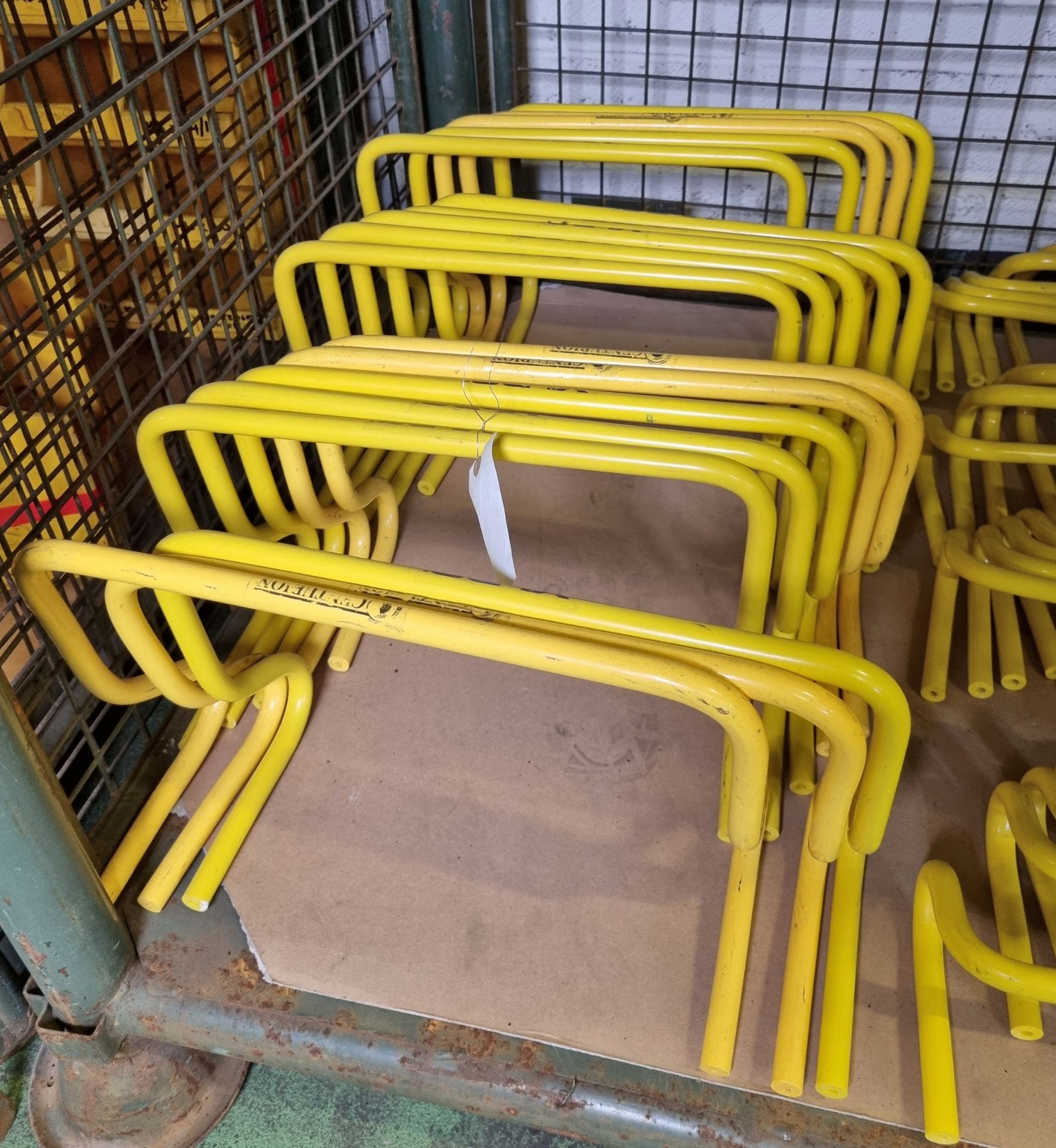 XLR8 yellow plastic training hurdles small - medium 36 units - Image 4 of 4