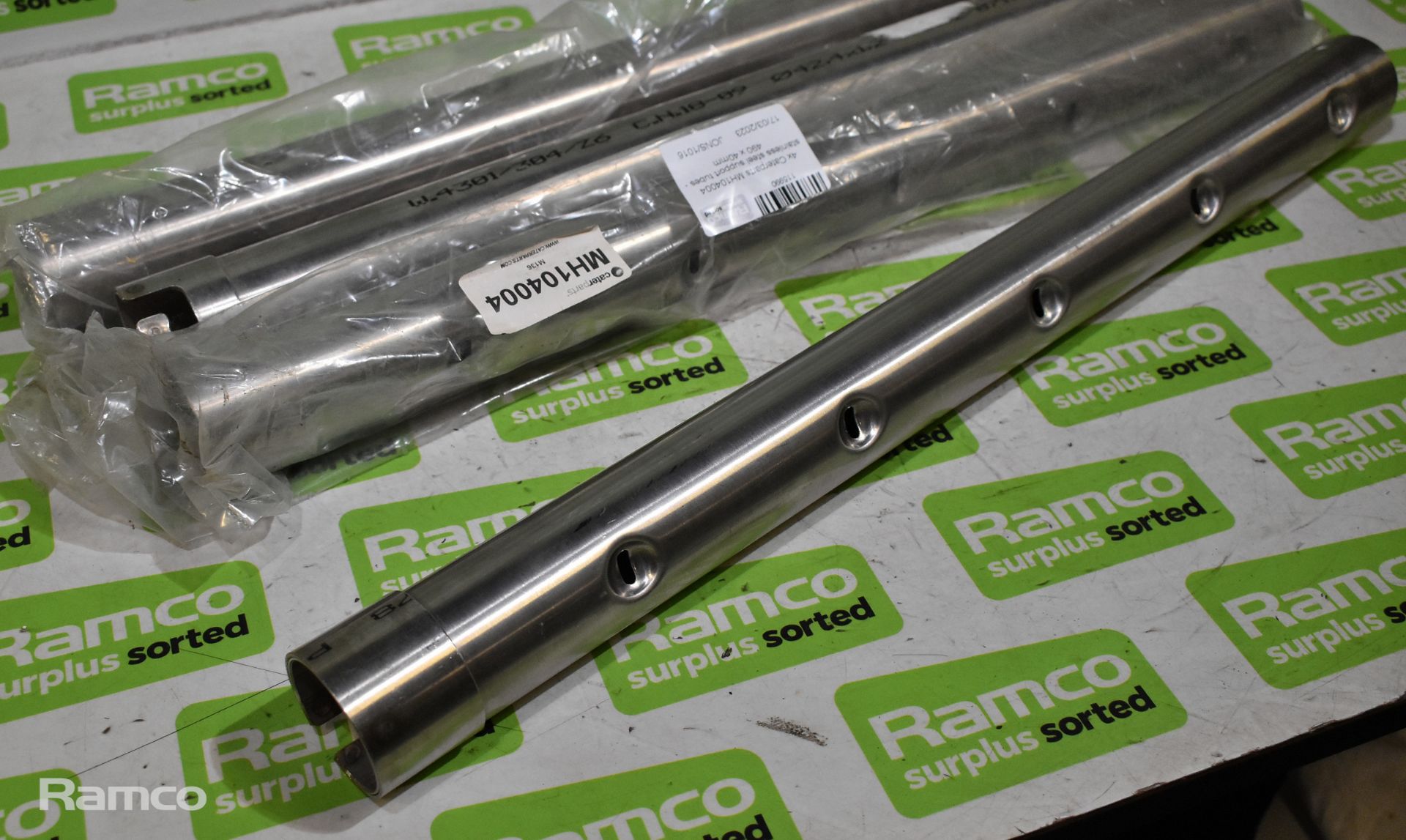 4x Caterparts MH104004 stainless steel support tubes - 490 x 40mm - Image 2 of 4