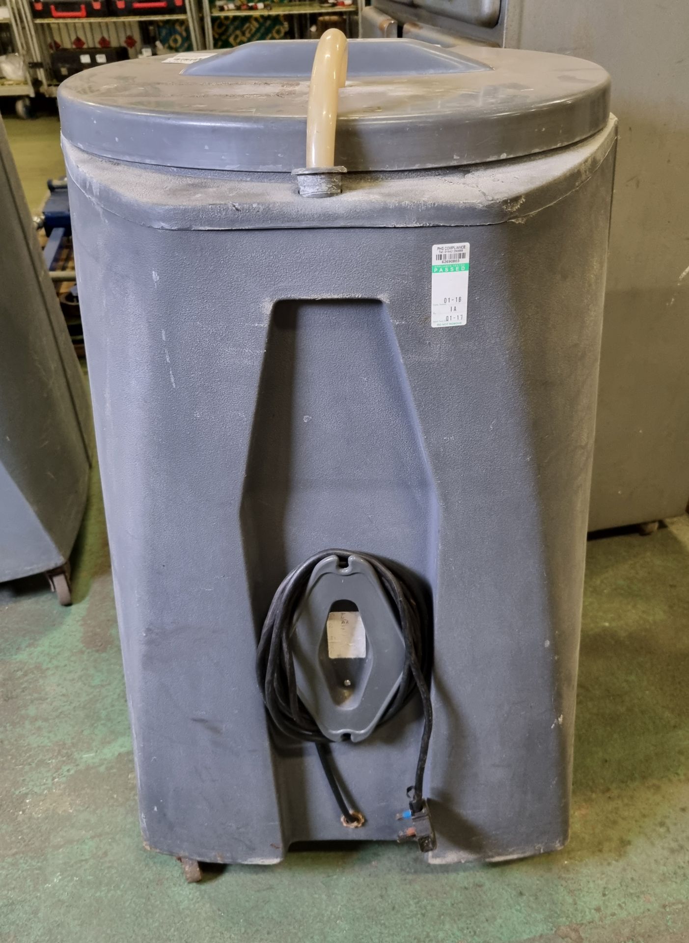 Kreonite Porta-Mix PM10 photographic chemical mixing tank - 80L capacity - L 55 x W 55 x H95cm - Image 6 of 6