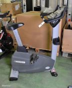 Matrix rehab exercise bike - L 93 x W 56 x H 132cm