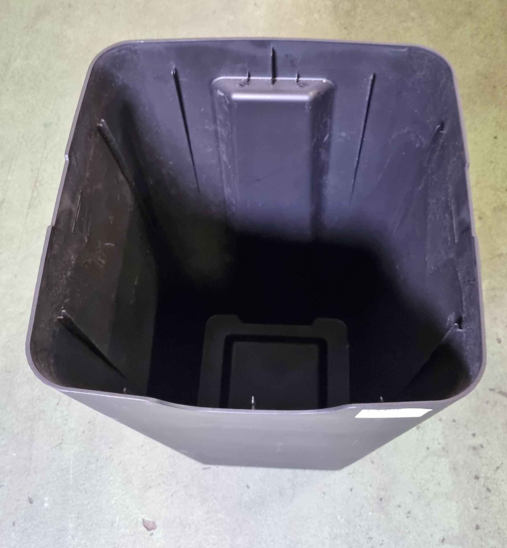 5x Method 60L office bins (missing lids) - Image 3 of 3