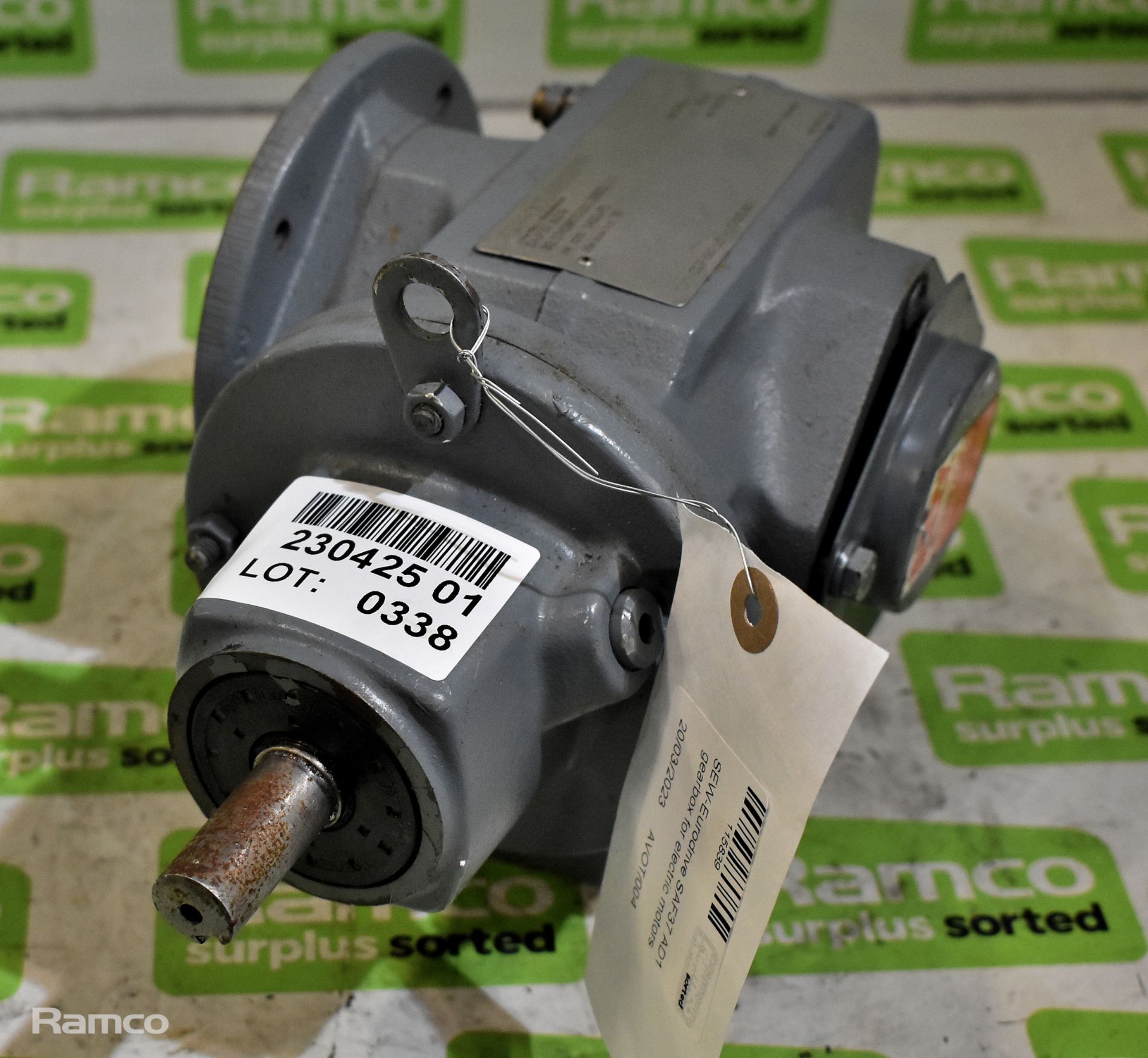 SEW-Eurodrive SAF37 AD1 gearbox for electric motor - Image 6 of 7