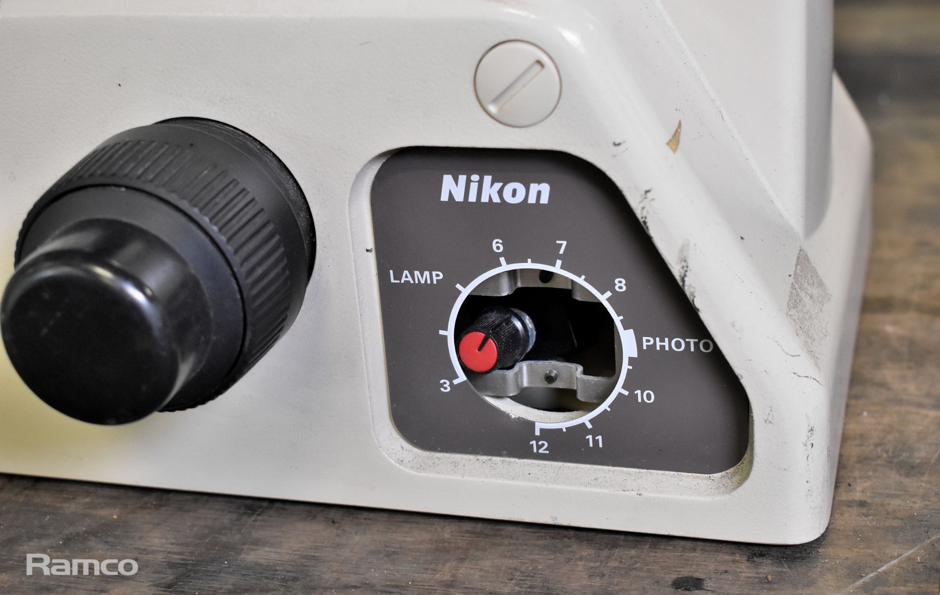 Nikon Diaphot 200 microscope unit with spare base unit - Image 12 of 14