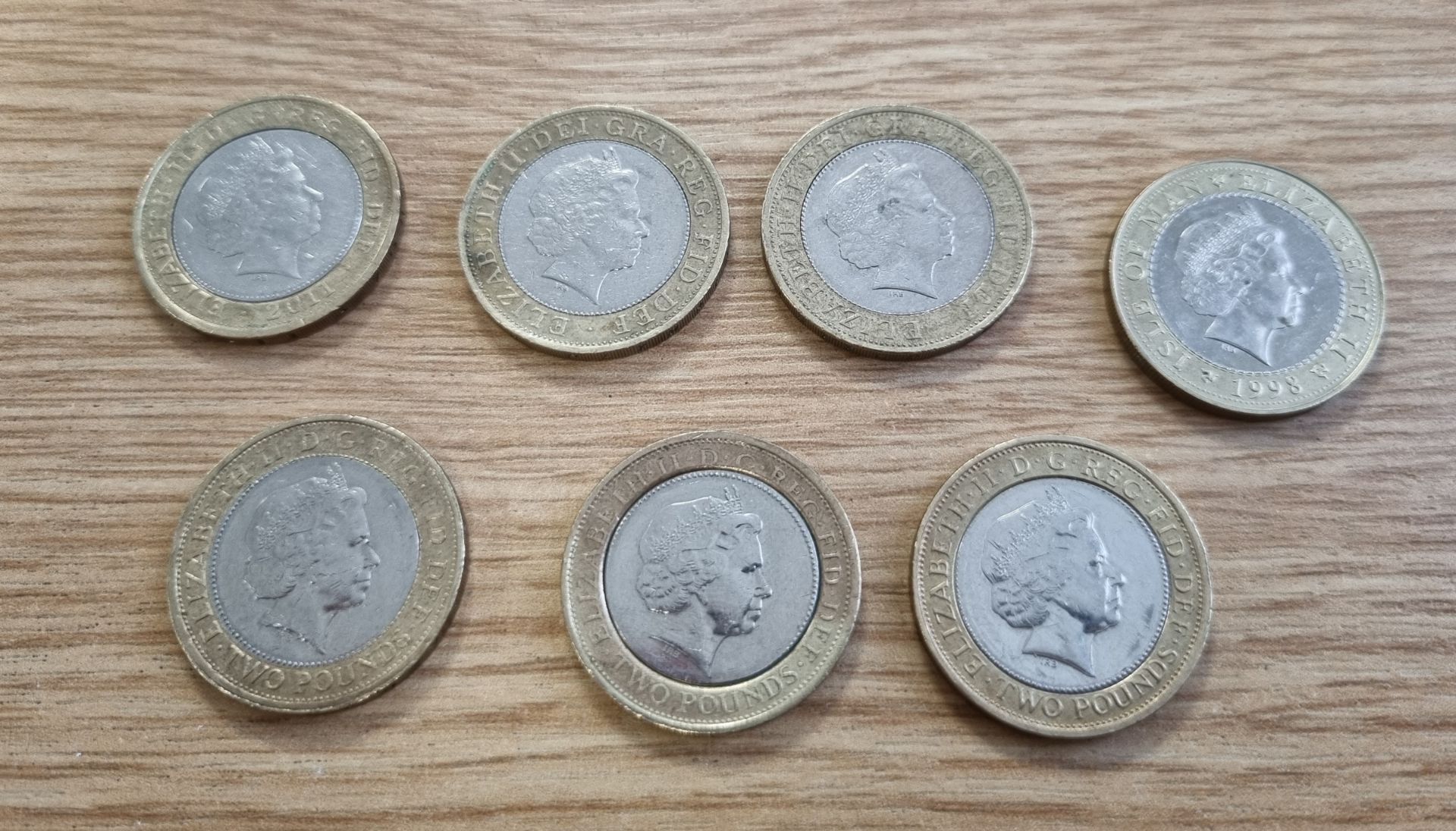 Collection of collectable £2 coins - Image 2 of 9