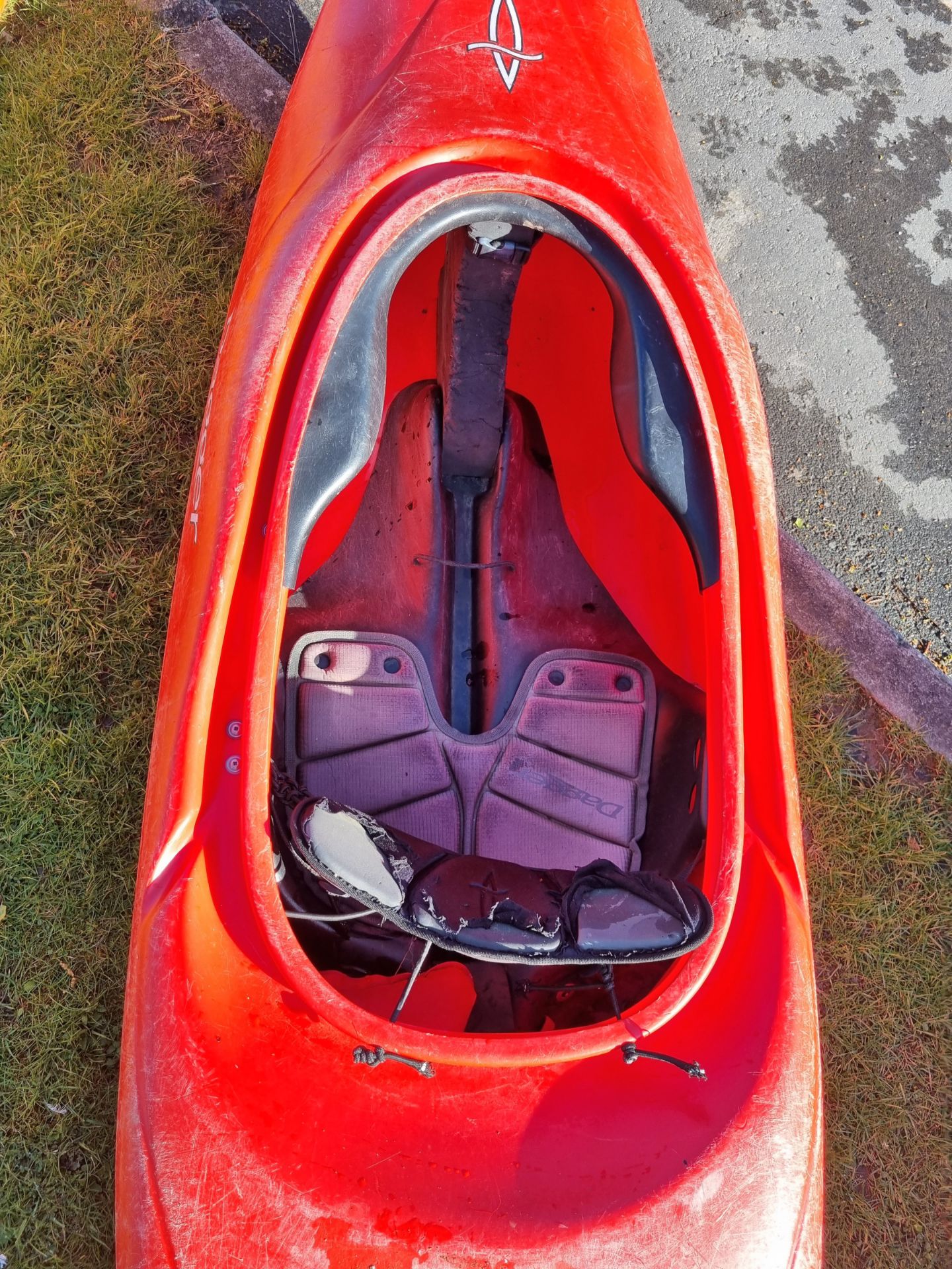 Dagger Mamba kayak/canoe - L260 x W70 x H40cm - Red - Image 3 of 6