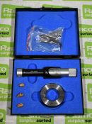 Bowers 25-37mm bore gauge with case