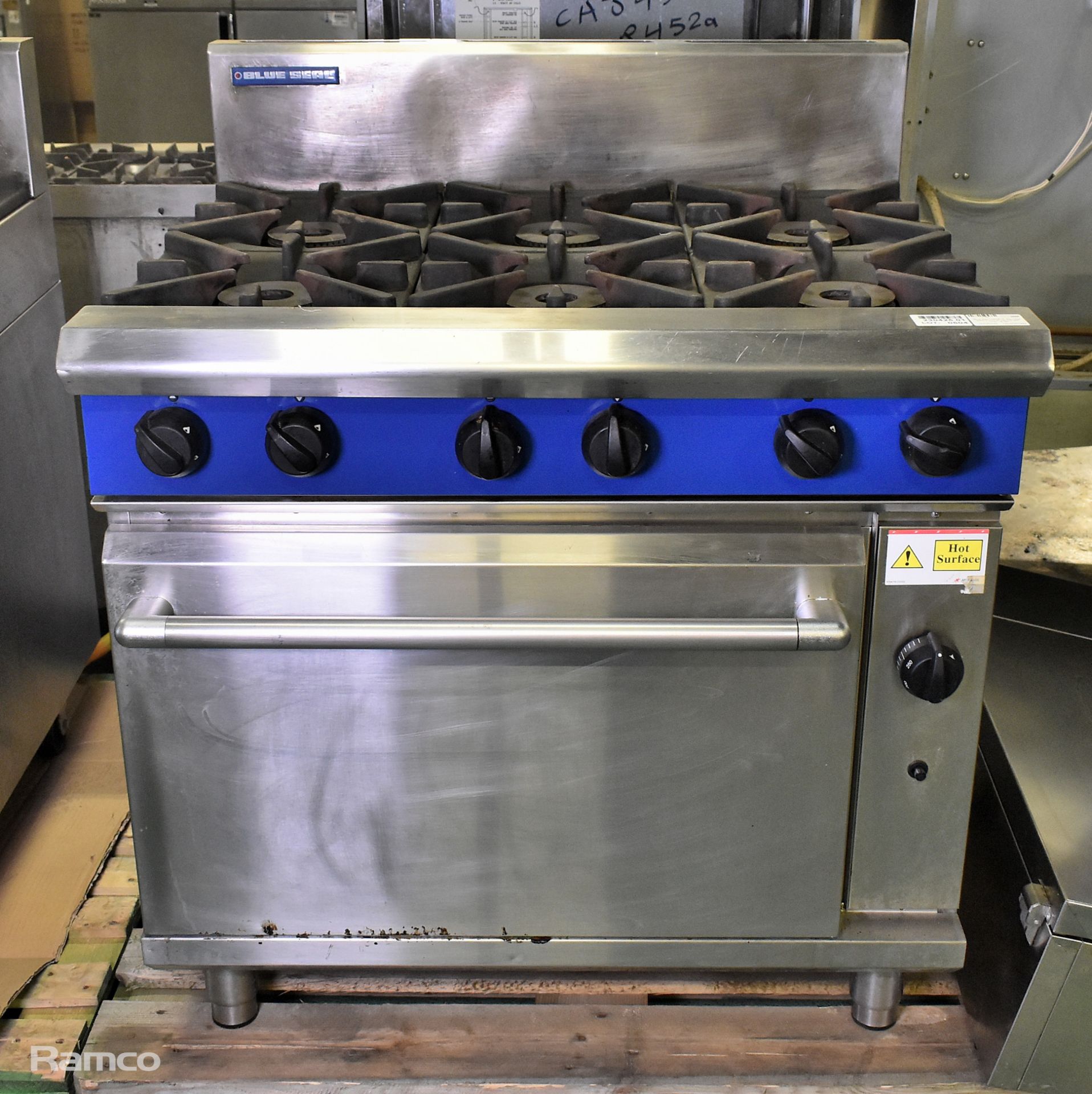 Blue Seal G506DF stainless steel 6 burner natural gas oven range - W 900mm