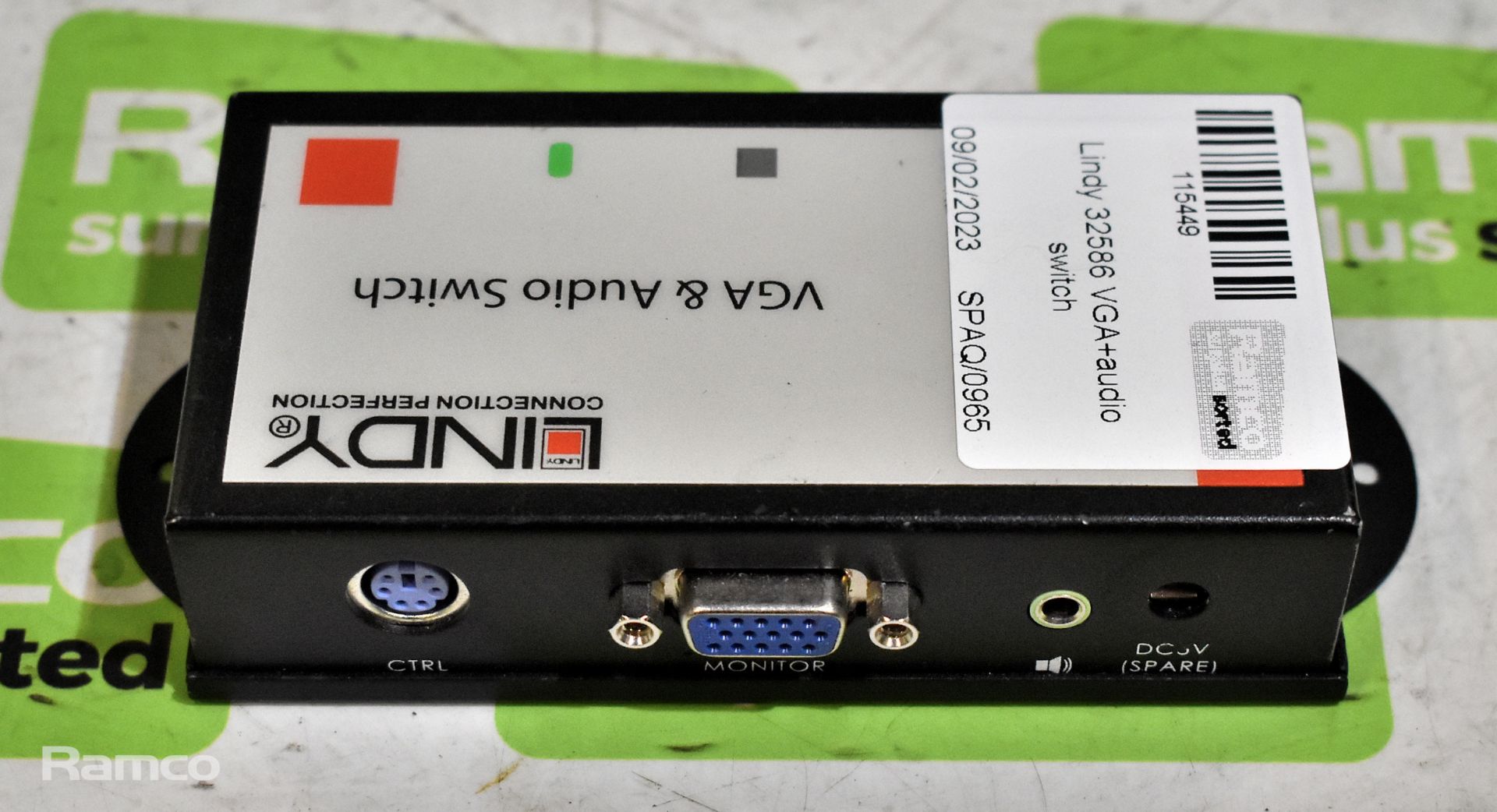 Lindy 32586 VGA & audio switch - Image 2 of 3