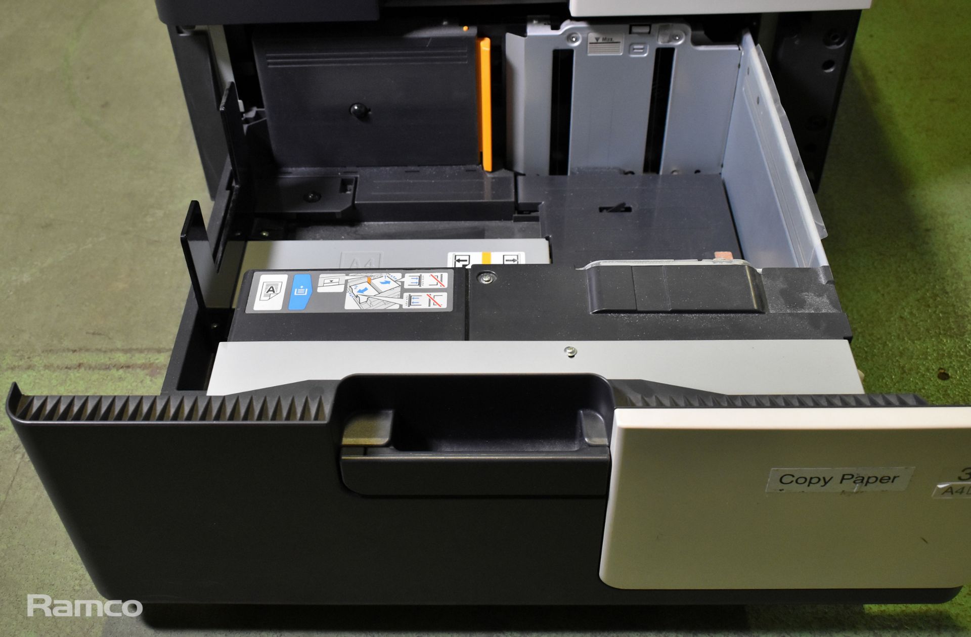 Konica Minolta Bizhub C454e A3 multifunction laser printer - H 92 x W 70 x D 62cm - Bild 2 aus 18