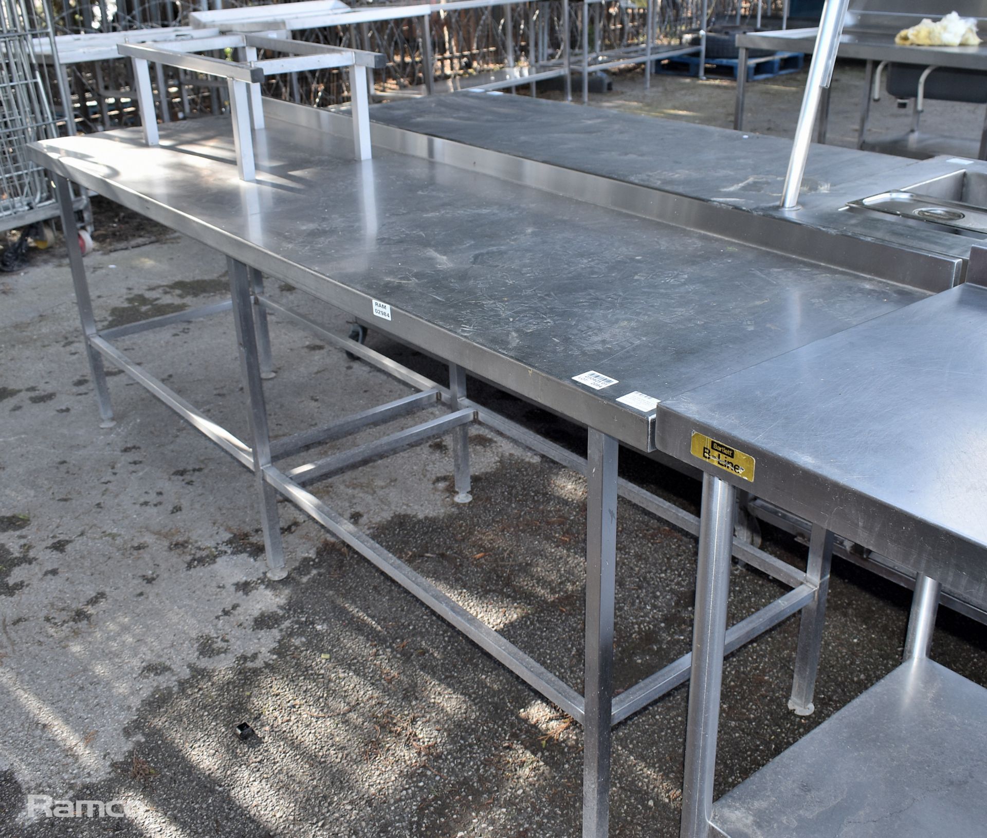 Stainless steel table with upstand and bracket for appliances - L 240 x W 70 x H 110cm - Image 4 of 4