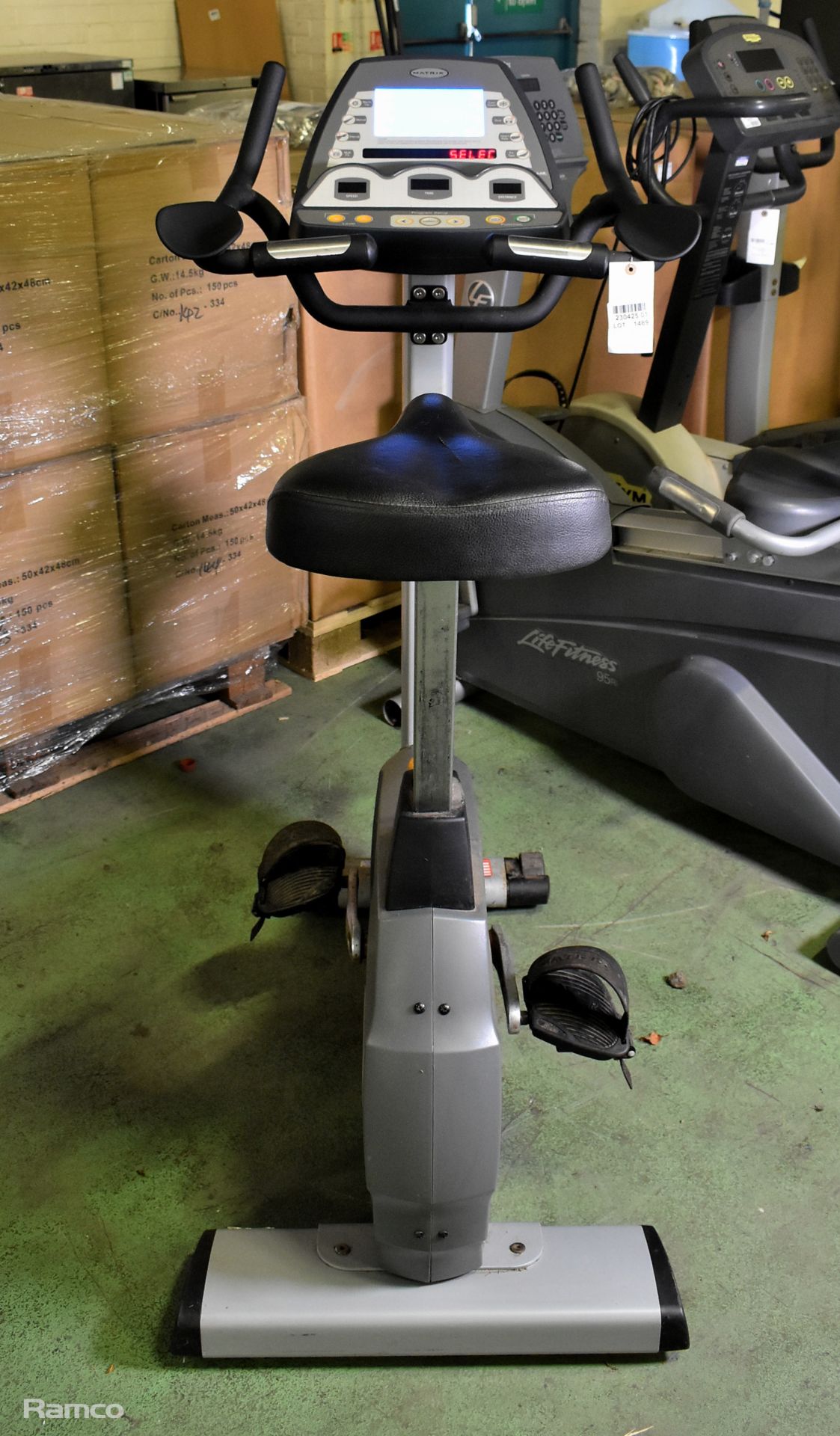 Matrix rehab exercise bike - L 93 x W 56 x H 132cm - Image 7 of 7