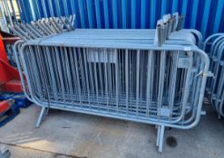 25x Fixed leg crowd control pedestrian barriers - L 2250 x W 450 x H 1100mm