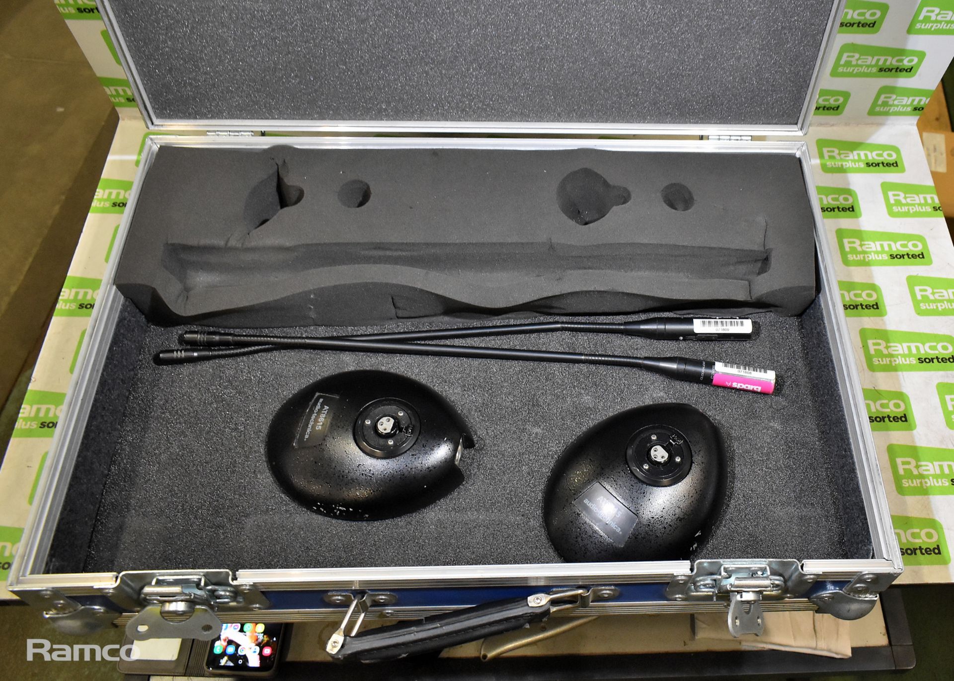 2x Clock Audio C34ES lectern microphones and base plates in flightcase - 65 x 40 x 15cm - Image 3 of 6