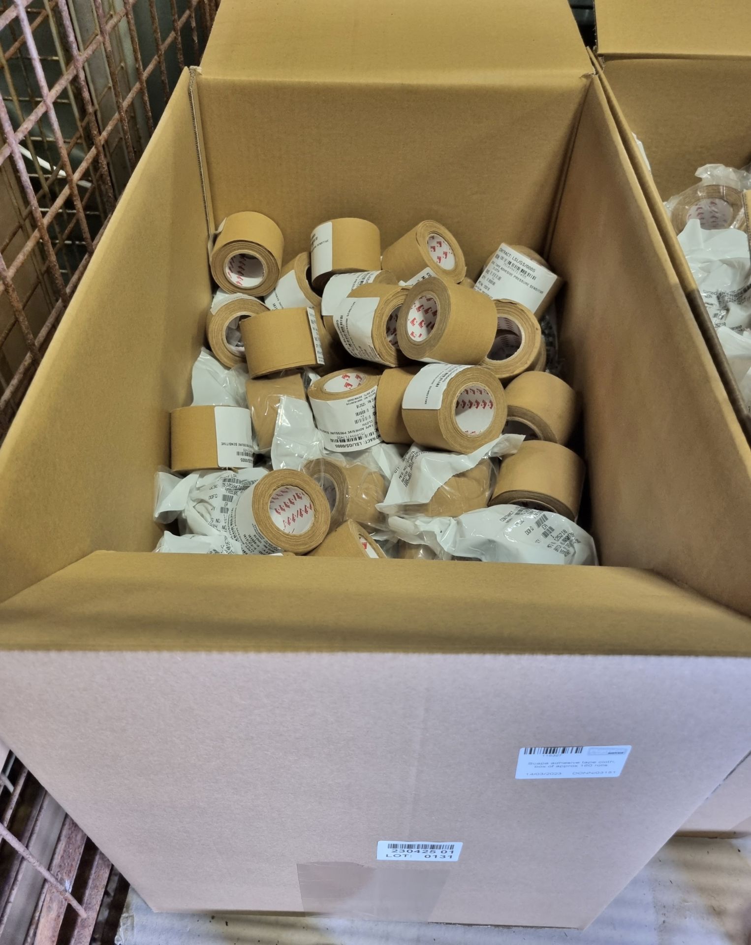 Scapa adhesive tape cloth - biege - 50mm - box of approx 160 rolls - Bild 2 aus 4