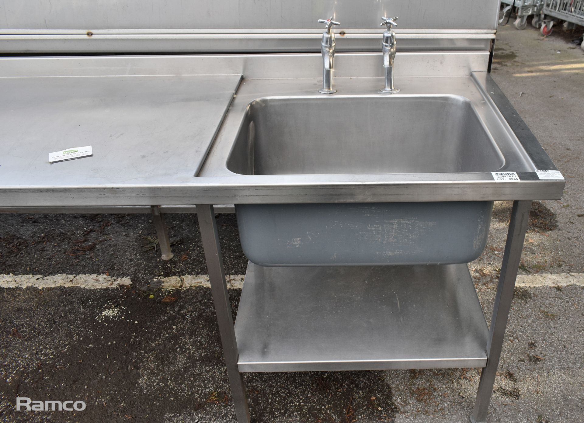 Stainless steel single sink bowl and counter top unit with bottom shelf - L 240 x W 70 x H 110cm - Bild 2 aus 6