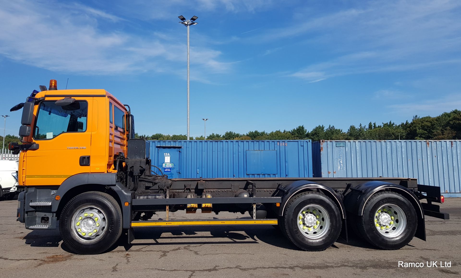 2008 (reg WX08 MVL) MAN TGM 26.330 6x4 chassis cab truck.