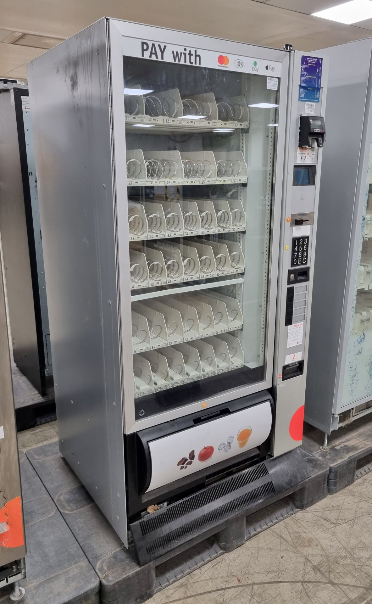 Selecta Santa Fe Combi snacks and drinks vending machine - Image 2 of 9