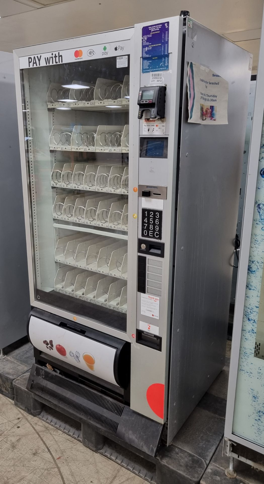 Selecta Santa Fe Combi snacks and drinks vending machine - Image 3 of 9
