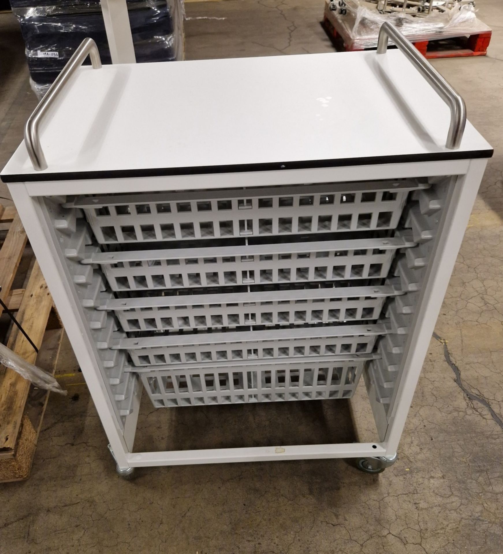 16x dispensing 4 drawer trolley crates 67x48x89cm (LxWxH) - Image 3 of 4