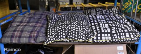 Decorative pattern cushions set - W 480 x D 480 mm