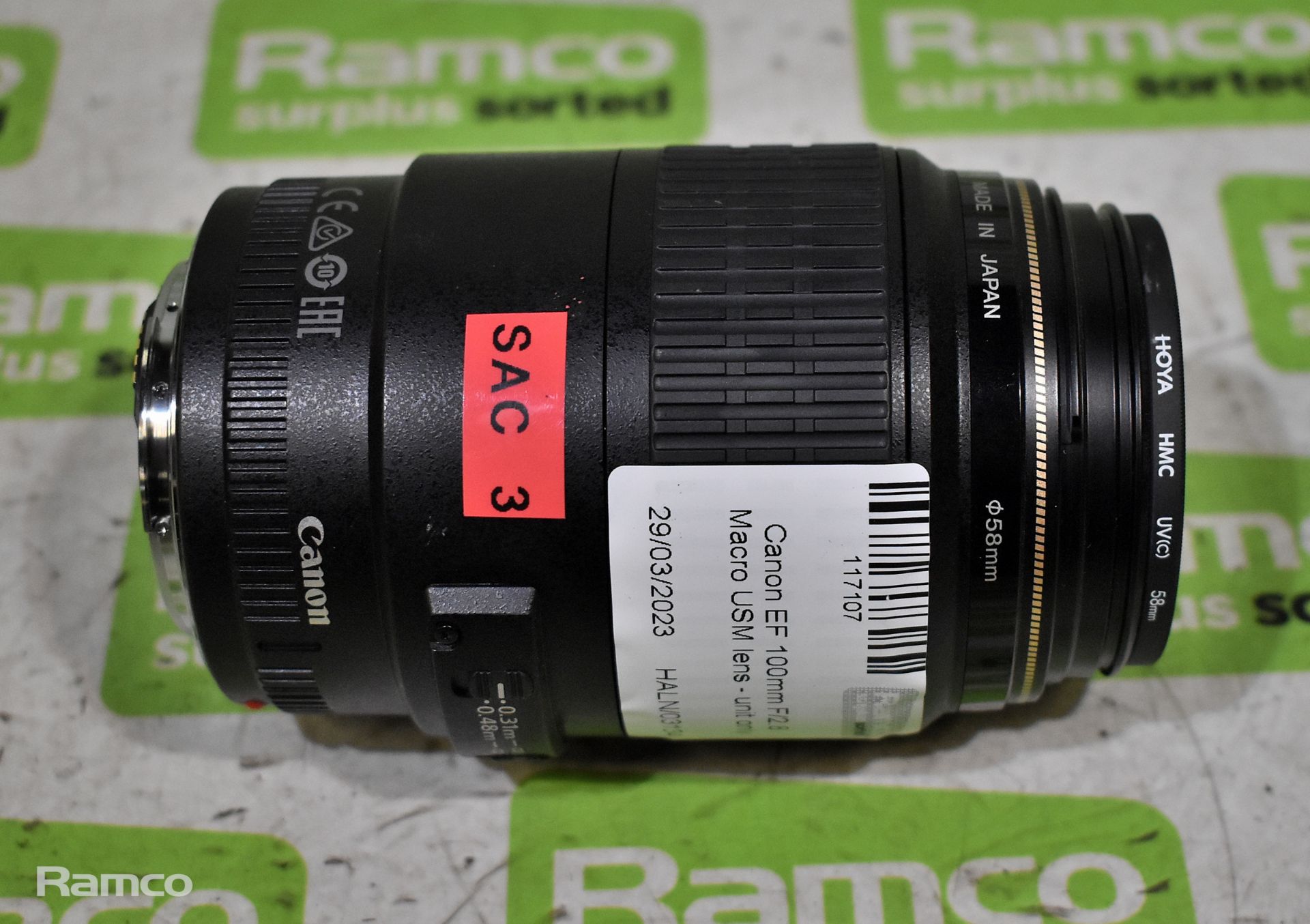 Canon EF 100mm F/2.8 Macro USM lens - Image 3 of 6