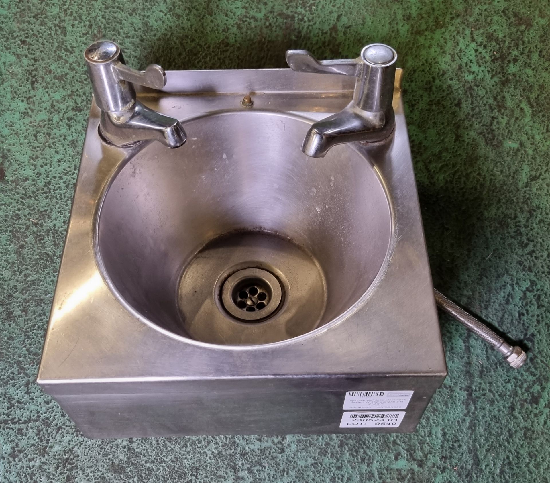Twin tap stainless steel wash basin - W 300 x D 270 x H 210 mm - Bild 2 aus 3