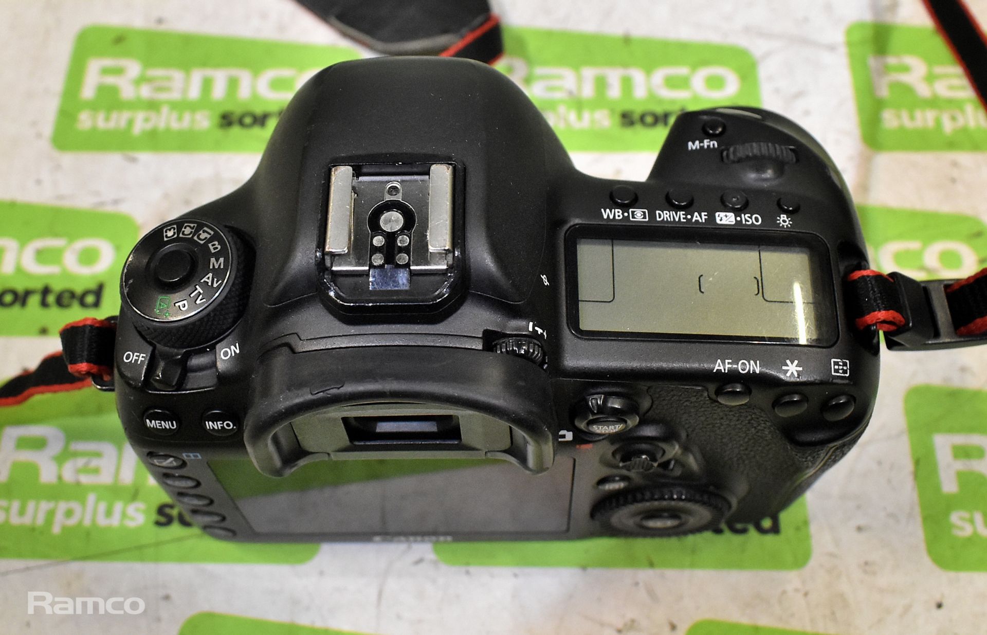 Canon EOS 5D Mark iV DSLR camera body with box - Bild 7 aus 12