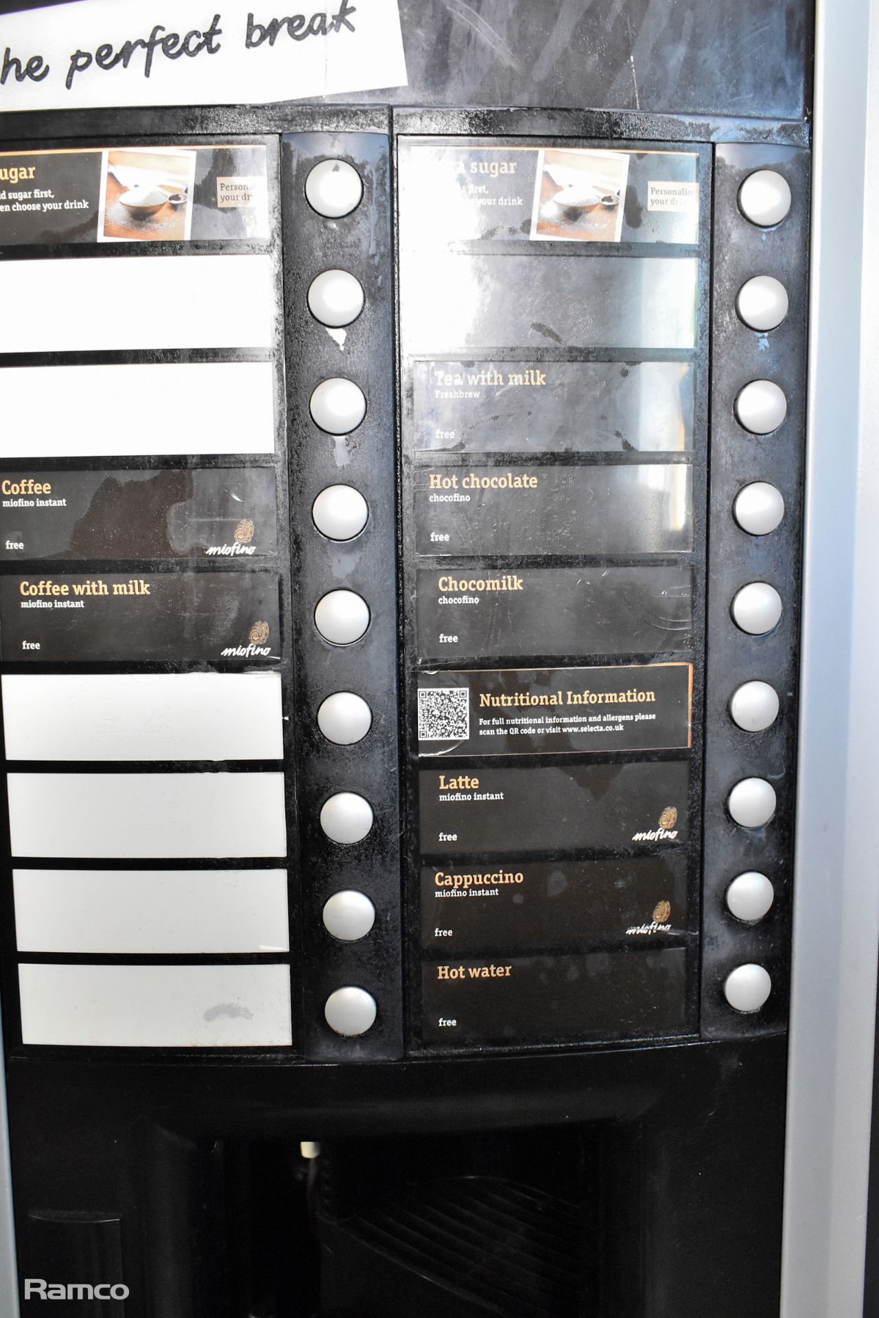 Selecta Milano B2C hot drinks vending machine - cash payment - H 1820 x W 650 x D 730mm - NO KEYS - Image 3 of 9