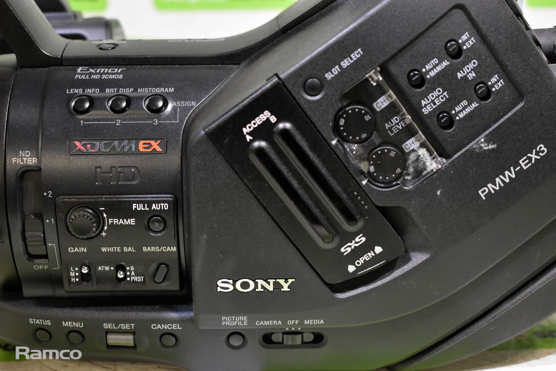 Sony PMW-EX3 XDCAM camcorder - Bild 8 aus 11