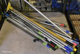 28x Fixed length and adjustable length handles for mops and squeegees