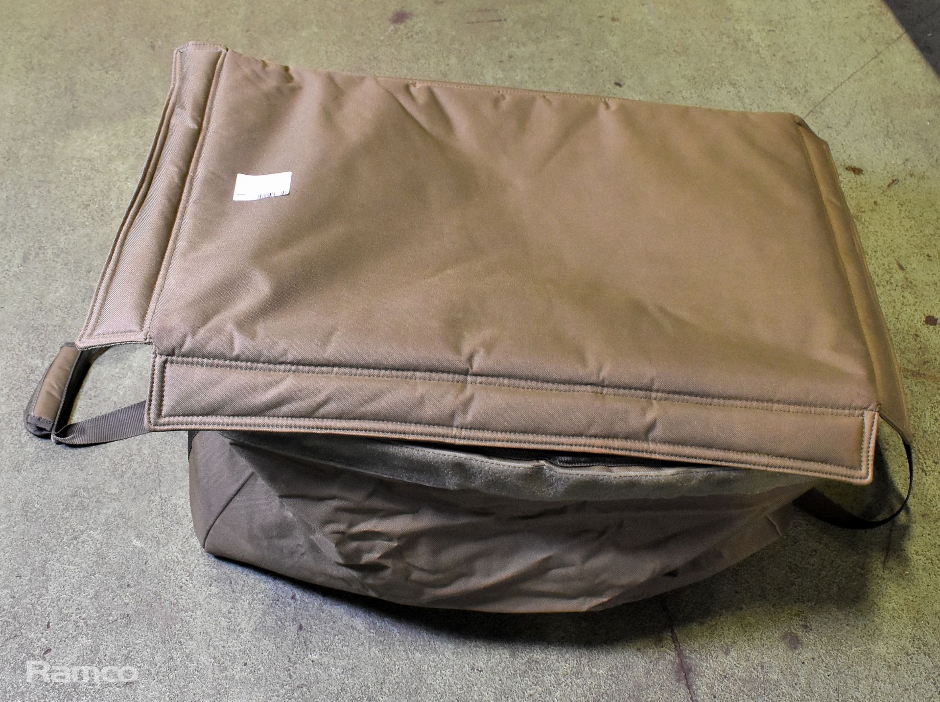 Thermal carry bag - L 70 x W 44 x H 42cm - Image 4 of 4